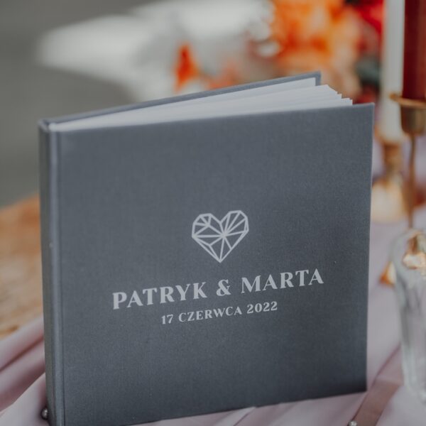 Księga Gości w kolorze szarym