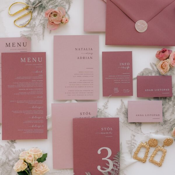 Zaproszenia ślubne w kolorze brudny róż