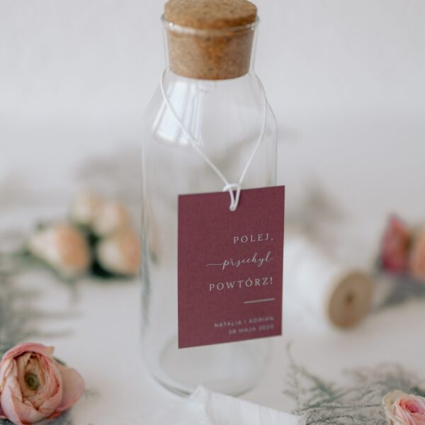 zawieszka na butelkę brudny róż