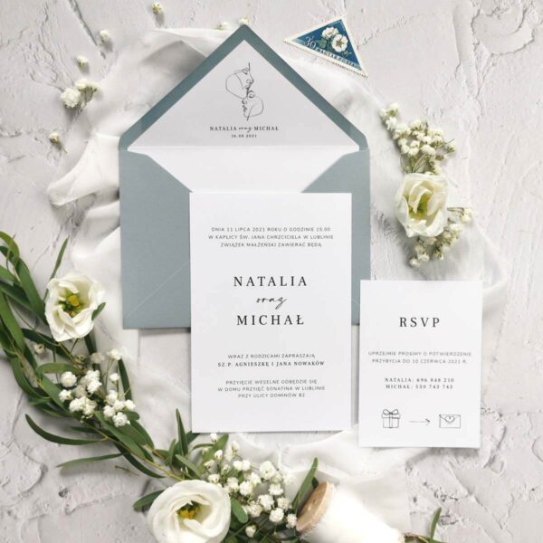 Nowoczesne zaproszenie z niebieską kopertą