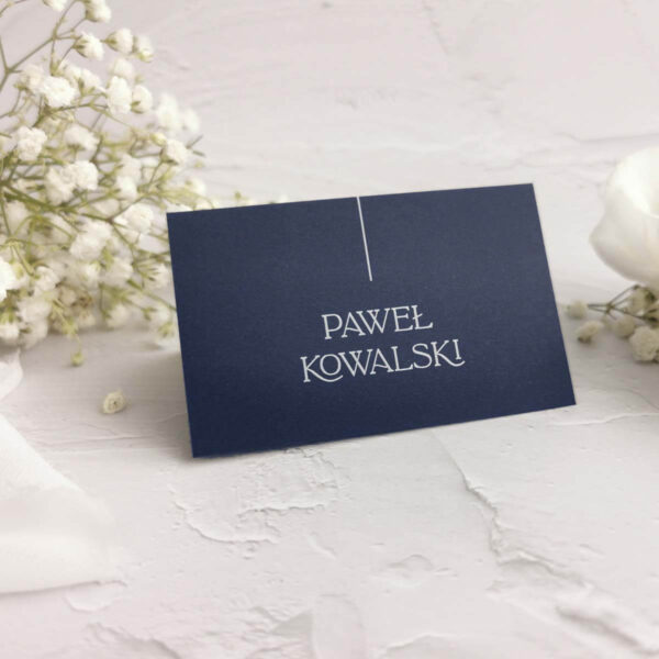 Elegancka granatowa winietka z białą linią