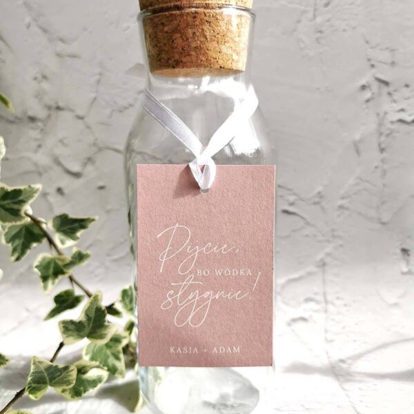 Lekka zawieszka z białą wstążką