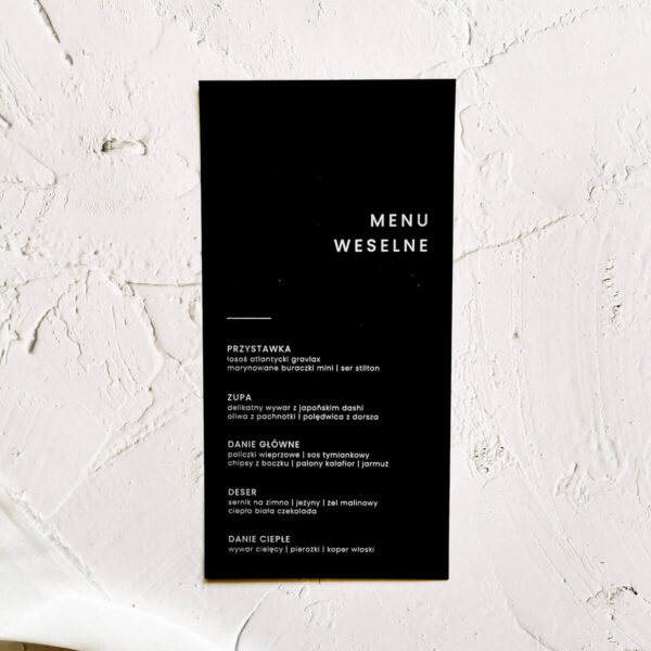 Czarne menu weselne, z białymi napisami