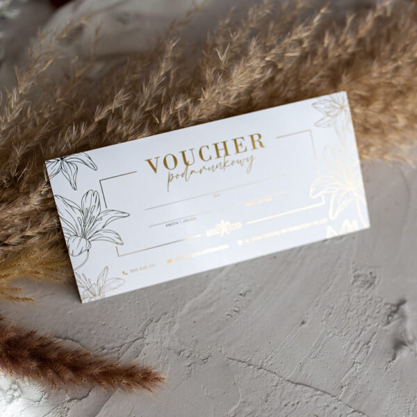 Ozdobny voucher, ze złotymi dodatkami