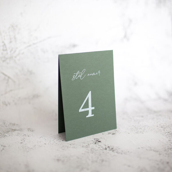 Elegancki numerek stołu - butelkowa zieleń