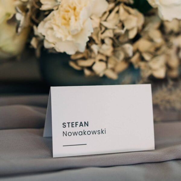 Minimalistyczna winietka Mono biała.