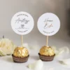 Winietka na pralince Ferrero Rocher przygotowana na roczek dziecka, z dekoracyjnym nadrukiem.