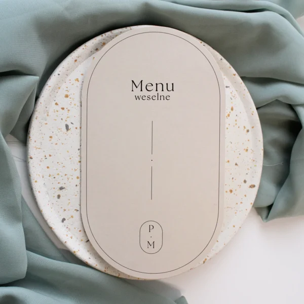 zamknięte menu weselne Eukaliptus w kolorze beż w formie książeczki z monogramem na okładce