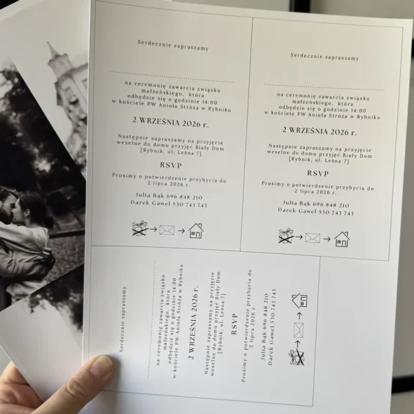 Wnętrze zaproszenia ślubnego z tekstem i RSVP w minimalistycznym układzie typograficznym