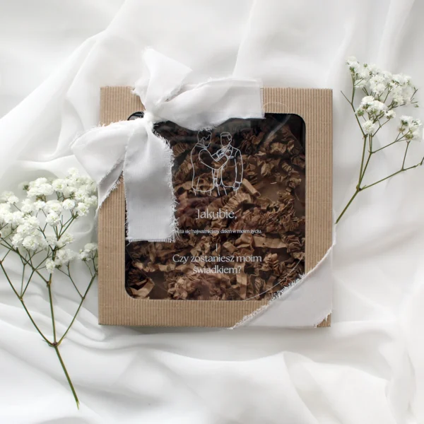 Prośba o świadkowanie dla niego na plexi w pudełku z okienkiem, wypełnienie papierowe i biała wstążka